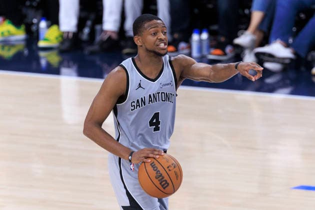 March 16, 2026, Inglewood, California, USA: DeÃ¢â‚¬â ¢Aaron Fox 4 of the San Antonio Spurs during their regular season NBA, Basketball Herren, USA game against the Los Angeles Clippers on Monday March 16, 2026 at Intuit Dome in Inglewood, California. Clippers lose to Spurs, 119-115. ARIANA RUIZ PI Inglewood USA - ZUMAp124 20260316_zaa_p124_032 Copyright: xArianaxRuizx