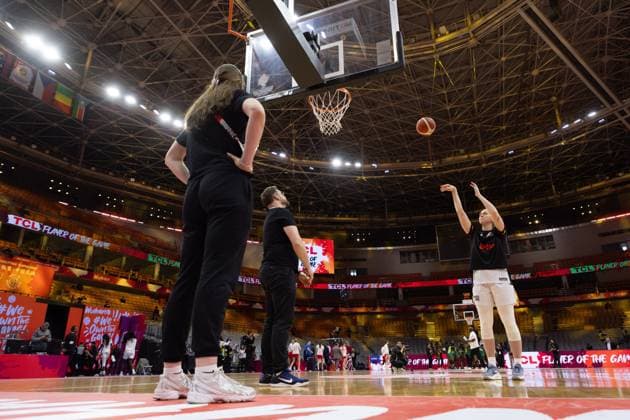 Belgium s Emma Meesseman pictured in action during the warming-up for a basket game between Belgium s national team, Nationalteam Belgian Cats and Czech Republic, in Wuhan, China, on Tuesday 17 March 2026, the fifth game (out of 5) of the qualifications phase for the World Cup Basket tournament. NIKOLAxKRSTIC  x167810577x