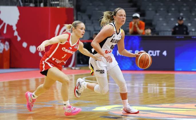 Czech Petra Holesinska and Belgium s Julie Allemand fight for the ball during a basket game between Belgium s national team, Nationalteam Belgian Cats and Czech Republic, in Wuhan, China, on Tuesday 17 March 2026, the fifth game (out of 5) of the qualifications phase for the World Cup Basket tournament. NIKOLAxKRSTIC  x167812951x