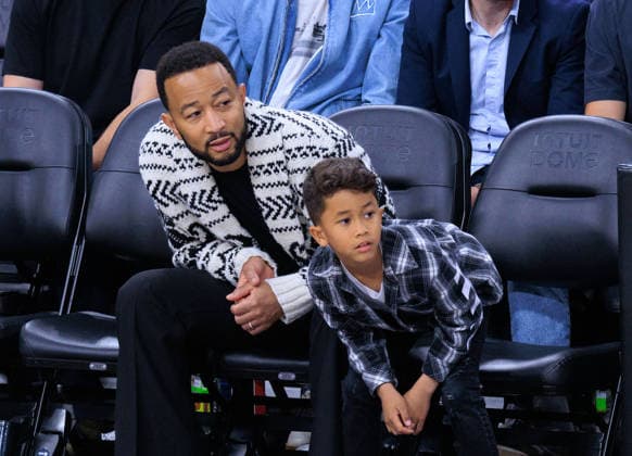 March 16, 2026, Inglewood, California, USA: John Legend and son, Miles Theodore attend the 2026 NBA, Basketball Herren, USA regular season game between the LA Clippers and the San Antonio Spurs on Monday March 16, 2026 at Intuit Dome Arena in Inglewood, California. JAVIER ROJAS PI Celebrities At Clippers Vs. Spurs Game  - ZUMAp124 20260316_zaa_p124_109 Copyright: xJavierxRojasx