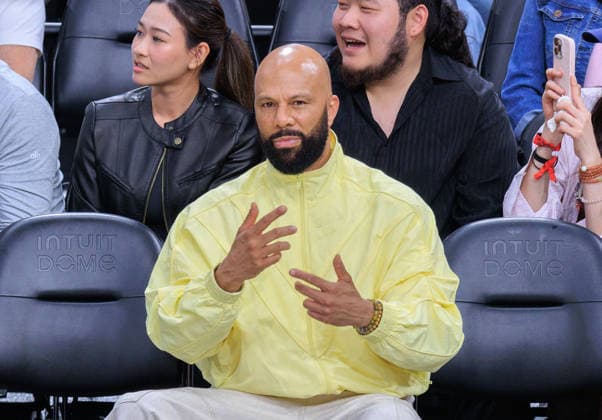 March 16, 2026, Inglewood, California, USA: Common attends the 2026 NBA, Basketball Herren, USA regular season game between the LA Clippers and the San Antonio Spurs on Monday March 16, 2026 at Intuit Dome Arena in Inglewood, California. JAVIER ROJAS PI Celebrities At Clippers Vs. Spurs Game  - ZUMAp124 20260316_zaa_p124_113 Copyright: xJavierxRojasx