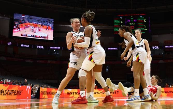 Belgium s Elise Ramette and Belgium s Maxuella Lisowa Mbaka celebrate during a basket game between Belgium s national team, Nationalteam Belgian Cats and Czech Republic, in Wuhan, China, on Tuesday 17 March 2026, the fifth game (out of 5) of the qualifications phase for the World Cup Basket tournament. NIKOLAxKRSTIC  x167816949x