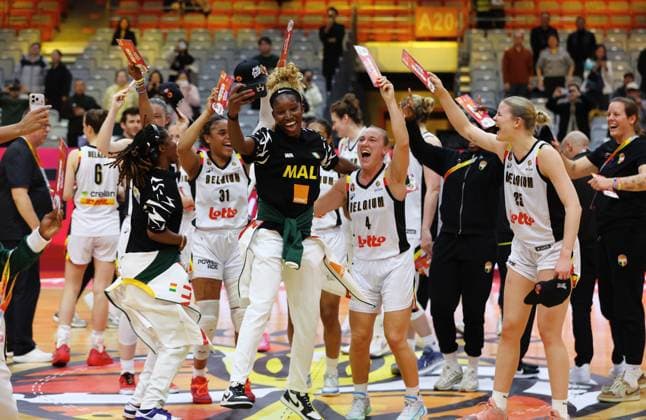 Belgian Cats players celebrate after winning a basket game between Belgium s national team, Nationalteam Belgian Cats and Czech Republic, in Wuhan, China, on Tuesday 17 March 2026, the fifth game (out of 5) of the qualifications phase for the World Cup Basket tournament. NIKOLAxKRSTIC  x167819217x