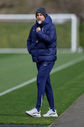 Tottenham Training 17. März 2026, Enfield Tottenham Hotspur Training Tottenham Hotspur Manager Igor Tudor Foto Charlotte Wilson Abseits Enfield UK  Copyright: xCharlottexWilsonx xOffsidexOffside