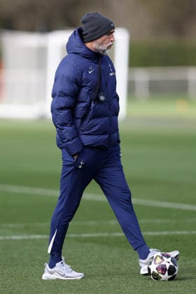 Tottenham Training 17. März 2026, Enfield Tottenham Hotspur Training Tottenham Hotspur Manager Igor Tudor Foto Charlotte Wilson Abseits Enfield UK  Copyright: xCharlottexWilsonx xOffsidexOffside