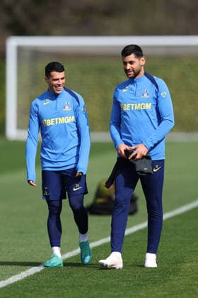 Tottenham Training 17 März 2026, Enfield Tottenham Hotspur Training Pedro Porro und Cristian Romero von Tottenham Hotspur Foto Charlotte Wilson Abseits Enfield UK  Copyright: xCharlottexWilsonx xOffsidexOffside
