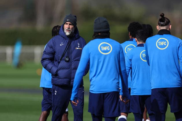 Tottenham Training 17. März 2026, Enfield Tottenham Hotspur Training Tottenham Hotspur Manager Igor Tudor Foto Charlotte Wilson Abseits Enfield UK  Copyright: xCharlottexWilsonx xOffsidexOffside