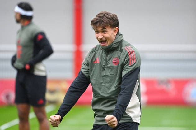 Anticipation for Bergamo Tom BISCHOF Bayern Muenchen ,Cheering,Joy,Enthusiasm,Action,Final training on 17 03 2026 Football Champions League,Season 2025 26, Round of 16 FC Bayern Muenchen Atalanta Bergamo on 18 03 2026