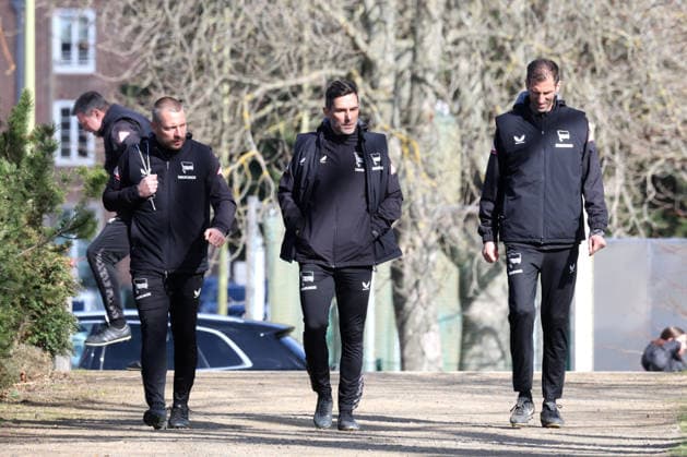 DEU, DFL, 2 FBL Hertha BSC, Training, 17 03 2026, Hanns Braun Stadion, Berlin, DEU, DFL, 2 FBL Hertha BSC, Training, im Bild Hertha Trainerkreis, Cheftrainer Stefan Leitl Hertha BSC Berlin , Co Trainer Andre Mijatovic Hertha BSC Berlin , DFL regulations prohibit any use of Photographs as image sequences and or quasi video nordphotoxGmbHx xEngler nph00076
