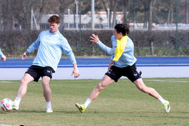 DEU, DFL, 2 FBL Hertha BSC, Training, 17 03 2026, Hanns Braun Stadion, Berlin, DEU, DFL, 2 FBL Hertha BSC, Training, in the picture Sebastian Groenning Hertha BSC Berlin 17 , Fabian Reese Hertha BSC Berlin 11 DFL regulations prohibit any use of Photographs as image sequences and or quasi video nordphotoxGmbHx xEngler nph00076