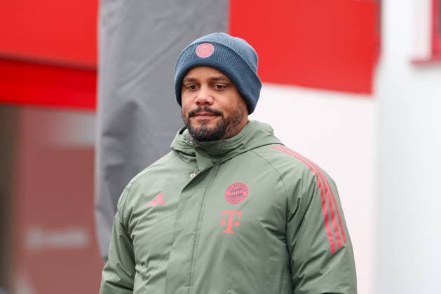 Vincent Kompany FC Bayern Muenchen, Head Coach , GER, Final training, FC Bayern Muenchen, Football, UEFA Champions League, Round of 16, Second leg, 2025 2026 season, 17 03 2026, GER, Final training, FC Bayern Muenchen, Football, UEFA Champions League, Round of 16, Second leg, 2025 2026 season, 17 03 2026 Muenchen Copyright: xEibner-Pressefoto JennixMaulx EP_JML