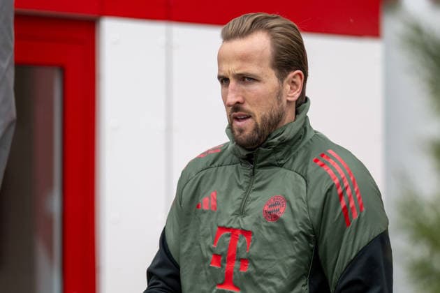 Harry Kane 9 FC Bayern Muenchen , final training before the UEFA Champions League match against Atalanta Bergamo, season 2025 2026 at Saebener Strasse 17 03 2026 DFB regulations prohibit any use of photographs as image sequences and or quasi video Muenchen Bayern Germany Copyright: xkolbert-press UlrichxGamelx