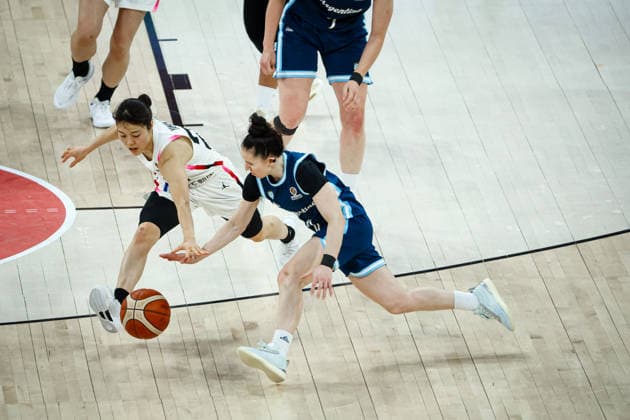 Japan vs Argentina Women s Basketball World Cup 2026 Qualifying Tournaments Mai Yamamoto of Japan national team, Nationalteam and Melisa Gretter of Argentina National Team vie for the ball during the Women s Basketball World Cup 2026 Qualifying Tournaments Group Phase - Group A between Japan National Team and Argentina National Team at Turkcell Basketball Development Center on March 17, 2026 in Istanbul, Turkey. Istanbul Istanbul Turkey Copyright: xBurakxBasturkx