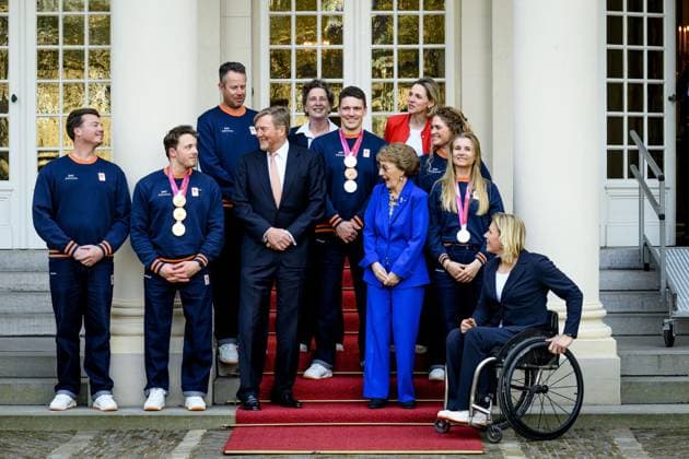 King And Princess Margriet Meet Paralympic Medal Winners - The Hague King Willem Alexander and Princess Margriet receive the Dutch medal winners – Jeroen Kampschreur, Niels de Langen, and Lisa Bunschoten-Vos – of the 2026 Paralympic Winter games, Winterspiele,Spiele, Summer games in Milan and Cortina d Ampezzo at Noordeinde Palace in The Hague. The Hague, Netherlands on March 17, 2026. Noordeinde Palace. Photo by Bruno Press ABACAPRESS.COM The Hague Netherlands  Copyright: xBrunoxPress ABACAx