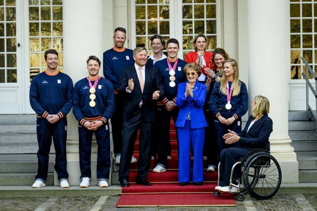 King And Princess Margriet Meet Paralympic Medal Winners - The Hague King Willem Alexander and Princess Margriet receive the Dutch medal winners – Jeroen Kampschreur, Niels de Langen, and Lisa Bunschoten-Vos – of the 2026 Paralympic Winter games, Winterspiele,Spiele, Summer games in Milan and Cortina d Ampezzo at Noordeinde Palace in The Hague. The Hague, Netherlands on March 17, 2026. Noordeinde Palace. Photo by Bruno Press ABACAPRESS.COM The Hague Netherlands  Copyright: xBrunoxPress ABACAx