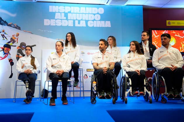 March 17, 2026, Madrid, Madrid, Spain: Maria Martin-Granizo, Audrey Pascual, Alejandra Requesens, Higinio Rivero, Victoria Ibanez, Iraide Rodriguez, Emilio Redondo and Javier Marcos during the reception of the Spanish athletes who participated in the MilanoÃ¢â‚¬Cortina 2026 Winter Paralympic Games, held at the headquarters of the Higher Sports Council (CSD) on March 17, 2026 in Madrid, Spain. Reception Of Spanish Athletes Who Participated In Milano-Cortina 2026 Winter Paralympic Games  - ZUMAa181 20260317_zaa_a181_060 Copyright: xOscarxJ.xBarrosox