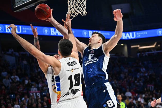 Bahcesehir Koleji v U-BT Cluj-Napoca - BKT EuroCup ISTANBUL, TURKIYE - MARCH 17: Bahcesehir Koleji’s Balsa Koprivica (8) and U-BT Cluj-Napoca’s Dusan Miletic (L) in action during the BKT EuroCup quarterfinal basketball match at Sinan Erdem Sports Hall in Istanbul, Turkiye, on March 17, 2026. Cem Tekkesinoglu Anadolu Istanbul Turkey. Editorial use only. Please get in touch for any other usage.  Copyright: x2026xAnadoluxCemxTekkesinoglux