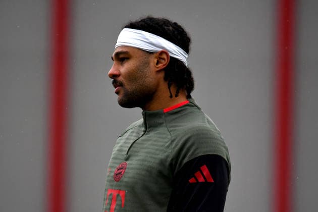 17 03 2026, FC Bayern Training Center, Munich, Training FC Bayern Munich , in the picture final training of FC Bayern Munich before the Champions League second leg against Atalanta Bergamo, Serge Gnabry Munich Photo by Midori Ikenouchi Hasan Bratic DeFodi Images