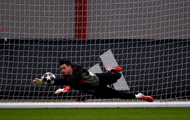 17 03 2026, FC Bayern Training Center, Munich, Training FC Bayern Munich , in the picture final training of FC Bayern Munich before the Champions League second leg against Atalanta Bergamo, goalkeeper Manuel Neuer Munich Photo by Midori Ikenouchi Hasan Bratic DeFodi Images