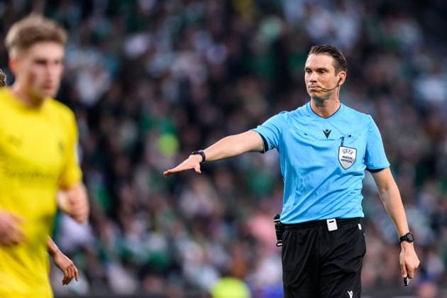 260317 Sandro Schärer, referee during the UEFA Champions League football match between Sporting CP and Bodo Glimt on March 17, 2026 in Lisbon Photo Marius Simensen BILDBYRAN COP 238 MM0063 bbeng football fotball fotboll soccer uefa champions league mesterligaen bodo glimt sporting clube de portugal sporting lisboa sporting lisbon sporting cp  Copyright: MARIUSxSIMENSEN BB260317BB681