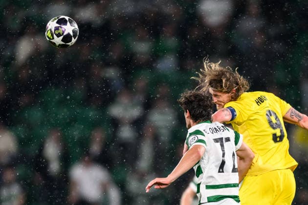 260317 Eduardo Quaresma of Sporting and Kasper Hogh of Bodo Glimt during the UEFA Champions League football match between Sporting CP and Bodo Glimt on March 17, 2026 in Lisbon Photo Marius Simensen BILDBYRAN COP 238 MM0063 bbeng football fotball fotboll soccer uefa champions league mesterligaen bodo glimt sporting clube de portugal sporting lisboa sporting lisbon sporting cp  Copyright: MARIUSxSIMENSEN BB260317BB778
