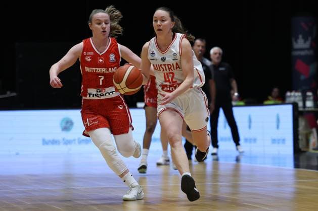 VIENNA, AUSTRIA, MAR. 17, 2026 WOMEN BASKETBALL EUROBASKET 2027 QUALIFIERS Â·First Round Â· Group D, AUSTRIA vs SWITZERLAND Viktoria Ranisavljevic (SUI) and Sigrid Koizar (AUT) in one-on-one VIENNA VIENNA, Hallmann Dome Hallmann Dome, Austria (AUT) AUSTRIA