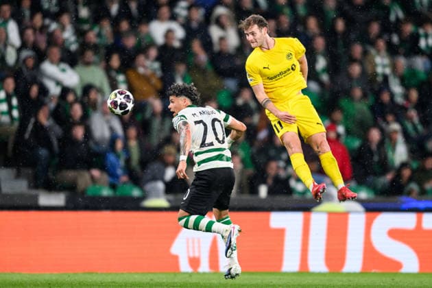 260317 Maximiliano Araujo of Sporting and Ole Didrik Blomberg of Bodo Glimt during the UEFA Champions League football match between Sporting CP and Bodo Glimt on March 17, 2026 in Lisbon Photo Marius Simensen BILDBYRAN COP 238 MM0063 bbeng football fotball soccer uefa champions league mesterligaen bodo glimt sporting clube de portugal sporting lisboa sporting lisbon sporting cp  Copyright: MARIUSxSIMENSEN BB260317BB810