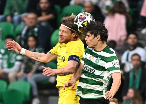 Sporting CP v FK Bodo Glimt - UEFA Champions League LISBON, PORTUGAL - MARCH 17: Eduardo Quaresma of Sporting and Kasper Høgh of Bodo Glimt challenge for the ball during the UEFA Champions League 2025 26 Round of 16 Second Leg match between Sporting Clube de Portugal and FK Bodo Glimt at Estadio Jose Alvalade on March 17, 2026 in Lisbon, Portugal. Zed Jameson Anadolu Lisbon Portugal. Editorial use only. Please get in touch for any other usage.  Copyright: x2026xAnadoluxZedxJamesonx