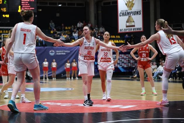VIENNA, AUSTRIA, MAR. 17, 2026 WOMEN BASKETBALL EUROBASKET 2027 QUALIFIERS Â·First Round Â· Group D, AUSTRIA vs SWITZERLAND team Austria celebration VIENNA VIENNA, Hallmann Dome Hallmann Dome, Austria (AUT) AUSTRIA