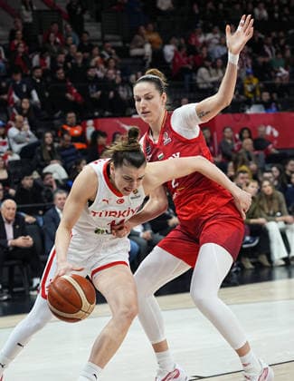 Turkiye v Hungary -FIBA Women World Cup Qualifiers ISTANBUL, TURKIYE - MARCH 17: Turkiye player Elif Bayram and Hungary player Virag Takacs-Kiss compete for the ball during the FIBA Women World Cup Qualifiers Group C basketball match between Turkiye and Hungary at the Turkcell Basketball Development Center in Istanbul, Turkiye on March 17, 2026. Esra Bilgin Anadolu Istanbul Turkey. Editorial use only. Please get in touch for any other usage.  Copyright: x2026xAnadoluxEsraxBilginx