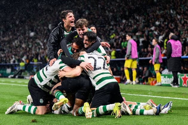 260317 Maximiliano Araujo of Sporting celebrate with team mates after the 4 0 goal during the UEFA Champions League football match between Sporting CP and Bodo Glimt on March 17, 2026 in Lisbon Photo Marius Simensen BILDBYRAN COP 238 MM0063 bbeng football fotboll soccer uefa champions league mesterligaen bodo glimt sporting clube de portugal sporting lisboa sporting lisbon sporting cp jubel  Copyright: MARIUSxSIMENSEN BB260317BB891