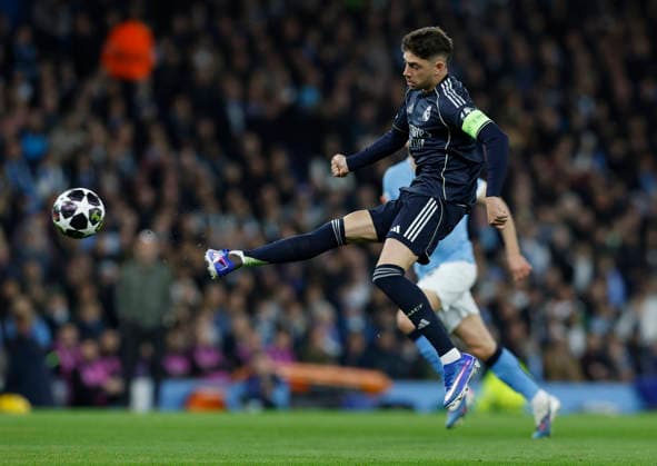 Manchester, England, 17th March 2026. Federico Valverde of Real Madrid has an early chance during the Manchester City vs Real Madrid UEFA Champions League round of 16 match at the Etihad Stadium, Manchester. Picture credit should read: Cody Froggatt Sportimage EDITORIAL USE ONLY. No use with unauthorised audio, video, data, fixture lists, club league logos or live services. Online in-match use limited to 120 images, no video emulation. No use in betting, games or single club league player publications. SPI_014_CF_ManCity_Madrid SPI-4612-0030
