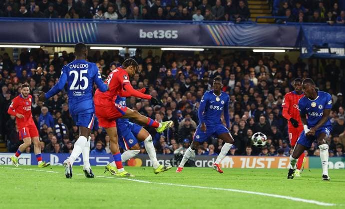 Bradley Barcola of Paris Saint-Germain scores his sides second goal Chelsea v Paris Saint-Germain, UEFA Champions League, Round of 16, Second Leg, Football, Stamford Bridge, London, UK - 17 Mar 2026London Stamford Bridge United Kingdom EDITORIAL USE ONLY No use with unauthorised audio, video, data, fixture lists, club league logos or live services. Online in-match use limited to 120 images, no video emulation. No use in betting, games or single club league player publications. Copyright: xShutterstockx 16776722o