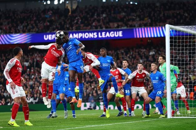 Edmond Tapsoba of Bayer Leverkusen heads clear under pressure from Martin Zubimendi of Arsenal Arsenal v Bayer 04 Leverkusen, UEFA Champions League, Round of 16, Second Leg, Football, Emirates Stadium, London, UK - 17 Mar 2026London Emirates Stadium United Kingdom EDITORIAL USE ONLY No use with unauthorised audio, video, data, fixture lists, club league logos or live services. Online in-match use limited to 120 images, no video emulation. No use in betting, games or single club league player publications. Copyright: xSimonxDael Shutterstockx 16776376r