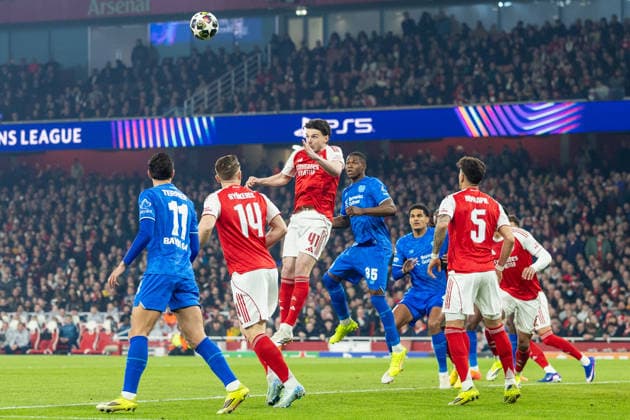 Arsenal v Bayer Leverkusen, Champions League Arsenal midfielder Declan Rice (41) heads the ball away from danger during the Champions League match between Arsenal and Bayer Leverkusen at the Emirates Stadium, London, UK on 17 March 2026. London Emirates Stadium Greater London UK Editorial use only , Copyright: xToyinxOshodix PSI-23909-0014