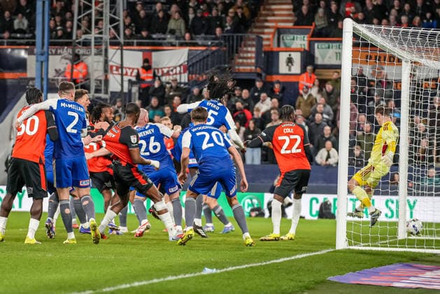 GOAL - Kasey Palmer (54) of Luton Town scores the opening goal during the Sky Bet League 1 match between Luton Town and Exeter City at Kenilworth Road, Luton, England on 17 March 2026.  Copyright: xDuncanxJackx xPRiMExMediaxImagesx PMI-7189-0018