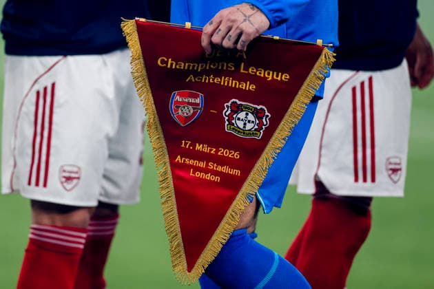 LONDON, ENGLAND - MARCH 17: a detailed view of the match pennant seen during the UEFA Champions League 2025 26 Round of 16 Second Leg match between Arsenal FC and Bayer 04 Leverkusen at Arsenal Stadium on March 17, 2026 in London, England.  Copyright: xRenexNijhuis MBxMediax