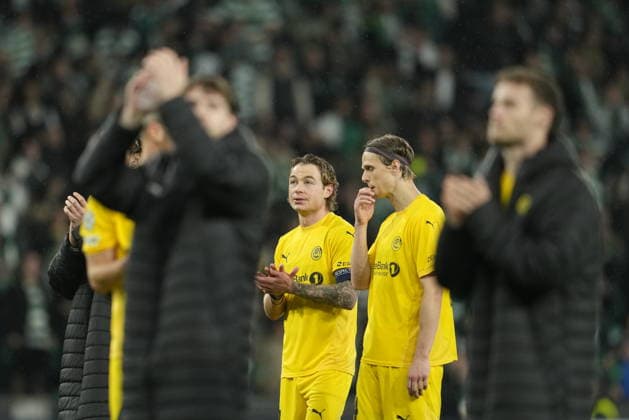 Football, Champions League 2025 2026 Sporting Lisbon Bodo Glimt Lisbon, Portugal 20260317 Glimts Patrick Berg and Ulrik Saltnes after the 5 0 loss in the football match in the Champions League between Sporting Lisboa and Bodo Glimt at Estadio JosÃ Alvalade Photo Fredrik Varfjell NTB Lisboa Portugal EDITORIAL USE ONLY RESTRICTED USE FOR BETTING COMPANIES  Copyright: xFredrikxVarfjellx xNTBx
