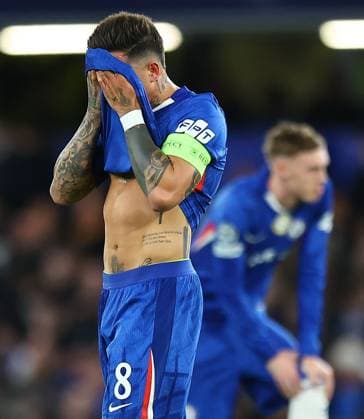 Enzo Fernandez of Chelsea reacts after conceding second goal Chelsea v Paris Saint-Germain, UEFA Champions League, Round of 16, Second Leg, Football, Stamford Bridge, London, UK - 17 Mar 2026London Stamford Bridge United Kingdom EDITORIAL USE ONLY No use with unauthorised audio, video, data, fixture lists, club league logos or live services. Online in-match use limited to 120 images, no video emulation. No use in betting, games or single club league player publications. Copyright: xShutterstockx 16776722t