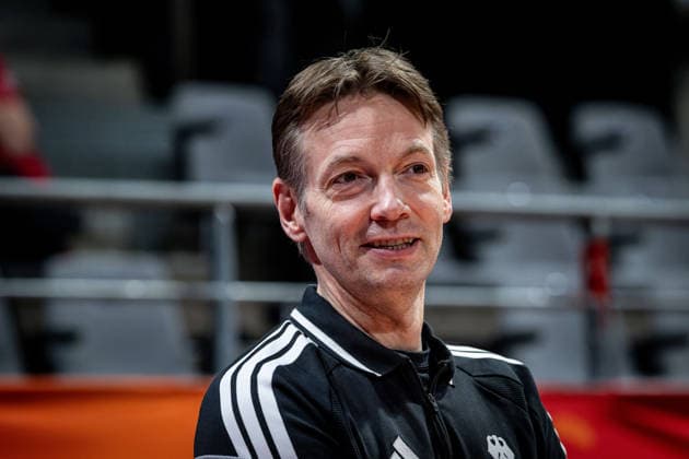 Basketball Villeurbanne 17 03 2026 Wommen™s Basketball World Cup 2026 Qualifying Tournament Nigeria NIG Germany GER Olaf Lange Germany, Coach