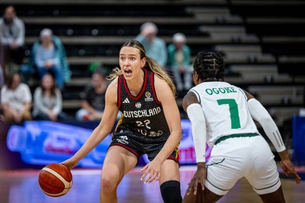 Basketball Villeurbanne 17 03 2026 Wommen™s Basketball World Cup 2026 Qualifying Tournament Nigeria NIG Germany GER Emily Bessoir Germany, No 22 Sarah Ogoke Nigeria, No 07