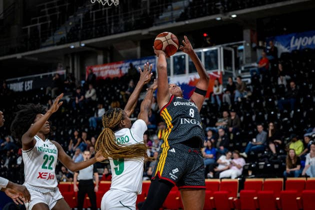Basketball Villeurbanne 17 03 2026 Wommen™s Basketball World Cup 2026 Qualifying Tournament Nigeria NIG Germany GER Nyara Sabally Germany, No 08 Ifunaya Okoro Nigeria, No 09