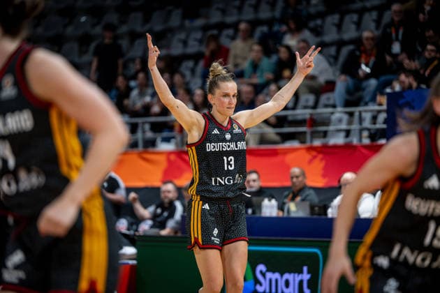 Basketball Villeurbanne 17 03 2026 Wommen™s Basketball World Cup 2026 Qualifying Tournament Nigeria NIG Germany GER Leonie Fiebich Germany, No 13 Jubel