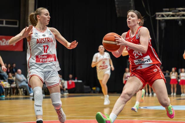 BASKETBALL - FIBA Quali, AUT vs SUI VIENNA,AUSTRIA,17.MAR.26 - BASKETBALL - FIBA Women s EURO Basket 2027, qualification, Austria vs Switzerland. Image shows Lara Mayr (AUT) and Evita Herminjard (SUI).  GEPAxpictures xGabrielxLopez