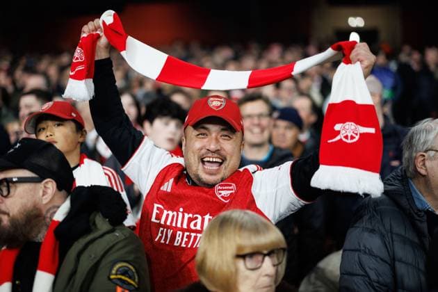 Arsenal fans Arsenal v Bayer 04 Leverkusen, UEFA Champions League, Round of 16, Second Leg, Football, Emirates Stadium, London, UK - 17 Mar 2026London Emirates Stadium United Kingdom EDITORIAL USE ONLY No use with unauthorised audio, video, data, fixture lists, club league logos or live services. Online in-match use limited to 120 images, no video emulation. No use in betting, games or single club league player publications. Copyright: xSimonxDael Shutterstockx 16776376az