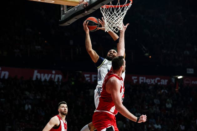 Olympiacos Piraeus v Fenerbahce Beko - Euroleague PIRAEUS, GREECE - MARCH 17: Fenerbahce s Talen Horton Tucker during the EuroLeague basketball match between Olympiacos Piraeus and Fenerbahce Beko at Peace and Friendship Stadium, in Piraeus, Greece on 17 March 2026. Andreas Papakonstantinou Anadolu Piraeus Greece. Editorial use only. Please get in touch for any other usage.  Copyright: x2026xAnadoluxAndreasxPapakonstantinoux