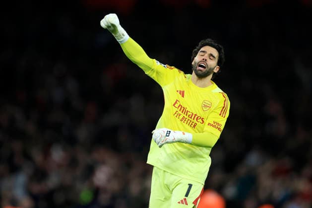 Arsenal FC v Bayer 04 Leverkusen - UEFA Champions League 2025 26 Round of 16 Second Leg David Raya, goalkeeper of Arsenal celebrates 2nd goal during the UEFA Champions League 2025 26 Round of 16 Second Leg match between Arsenal FC and Bayer 04 Leverkusen at Arsenal Stadium on March 17, 2026 in London, England. WARNING! This Photograph May Only Be Used For Newspaper And Or Magazine Editorial Purposes. May Not Be Used For Publications Involving 1 player, 1 Club Or 1 Competition Without Written Authorisation From Football DataCo Ltd. For Any Queries, Please Contact Football DataCo Ltd on +44 (0) 207 864 9121 London Arsenal Stadium England United Kingdom Copyright: xAllstarxPicturexLibraryxLtdx