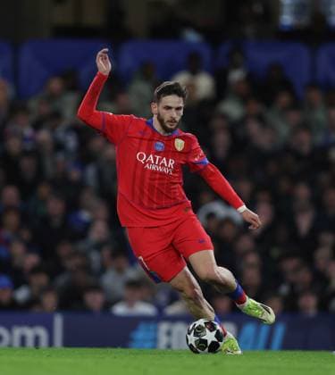 . - Chelsea FC v Paris Saint-Germain FC, UEFA Champions League, Round Of 16, 2nd Leg, Chelsea v PSG, Stamford Bridge Stadium, London, UK - 17th March 2026. Daniel Weir Crystal Pix Khvicha Kvaratskhelia of Paris Saint-Germain. - Chelsea FC v Paris Saint-Germain FC, UEFA Champions League, Round Of 16, 2nd Leg, Chelsea v PSG, Stamford Bridge Stadium, London, UK - 17th March 2026. Daniel Weir Crystal Pix London Stamford Bridge Stadium UK Copyright: xDanielxWeirx CP_Chelsea_PSG_170326_DW10