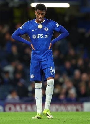 London, England, 17th March 2026. Josh Acheampong of Chelsea looks dejected during the Chelsea vs Paris Saint Germain UEFA Champions League round of 16 match at Stamford Bridge, London. Picture credit should read: Paul Terry Sportimage EDITORIAL USE ONLY. No use with unauthorised audio, video, data, fixture lists, club league logos or live services. Online in-match use limited to 120 images, no video emulation. No use in betting, games or single club league player publications. SPI_067_PT_Chelsea_PSG SPI-4610-0066