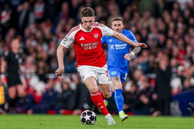 LONDON, ENGLAND - MARCH 17: Viktor Gyokeres of Arsenal dribbles with the ball during the UEFA Champions League 2025 26 Round of 16 Second Leg match between Arsenal FC and Bayer 04 Leverkusen at Arsenal Stadium on March 17, 2026 in London, England.  Copyright: xRenexNijhuis MBxMediax